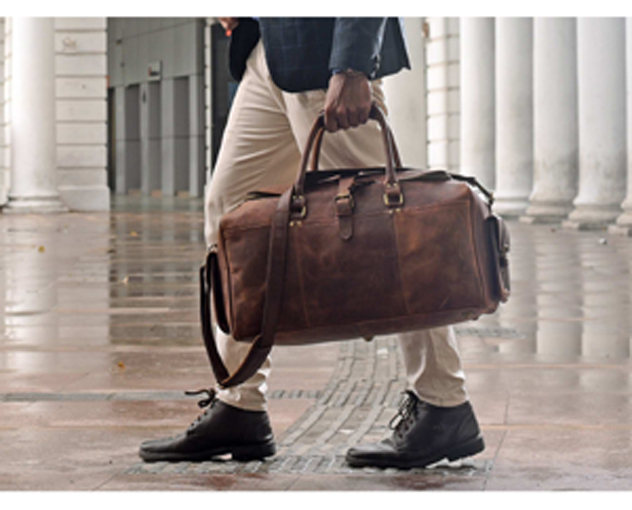 Free DÖTCH LEATHER Bag